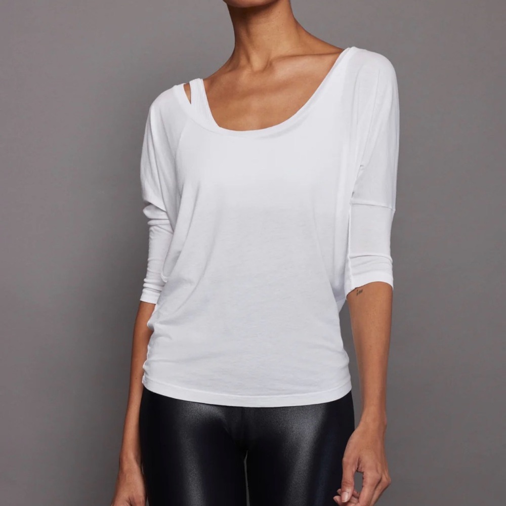 Carbon38 White Long Sleeve Women's Top